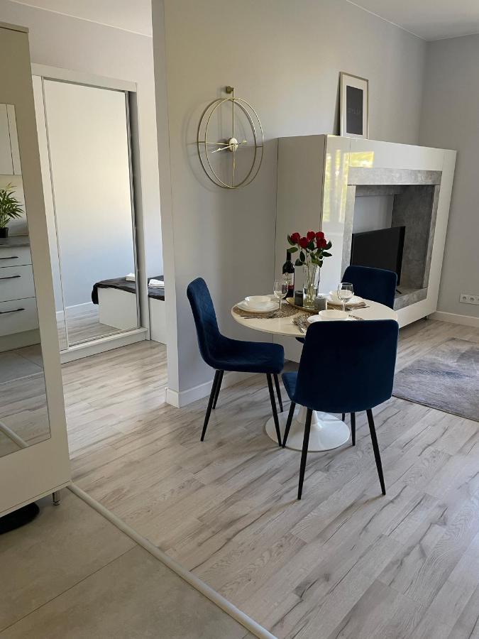 Apartament W Centrum Miasta วูดช์ ภายนอก รูปภาพ